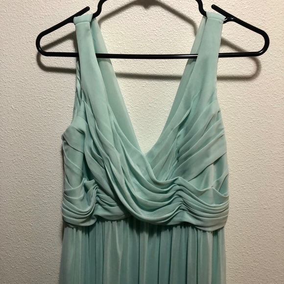 David’s Bridal Dress - Picture 4 of 6